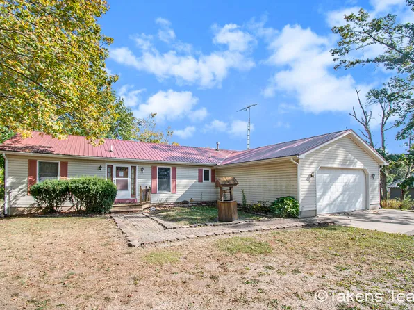 14279 Sue Lynn Cir, Camden, MI 49232