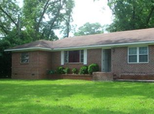 304 Taylor St, Barnesville, GA 30204