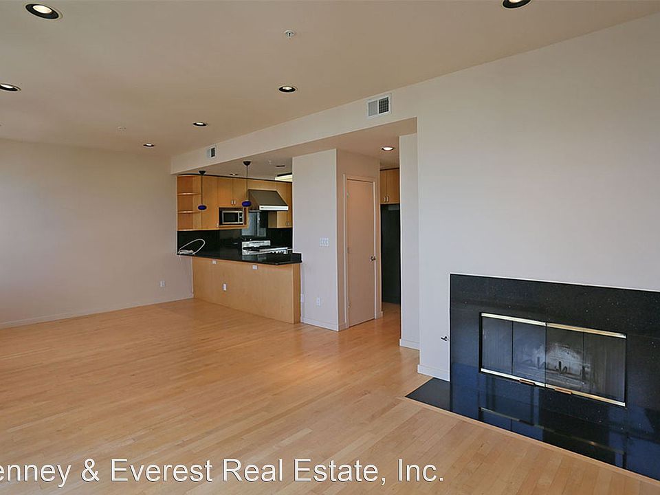 1st image of 364 Shotwell St #301
