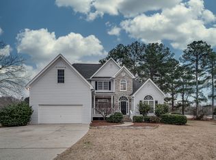286 Country Club Ln, Hiram, GA 30141
