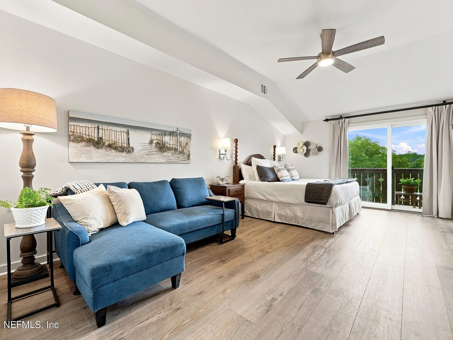 1 bed, 1.0 bath, 452 sqft, $1,900 — Photo 3