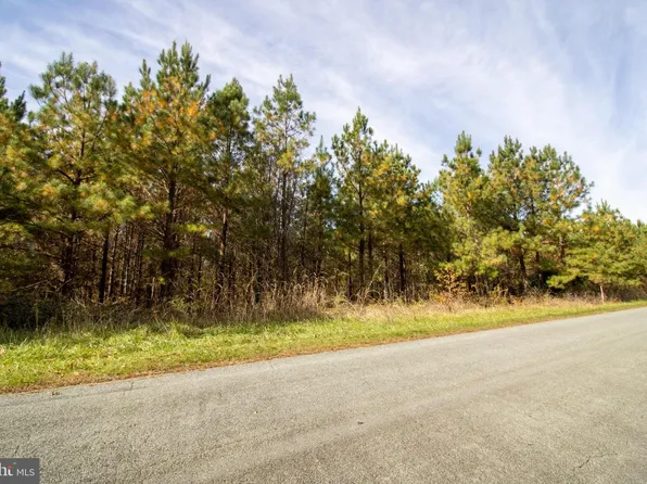 Rabat Rd #8130-1, Nathalie, VA 24577