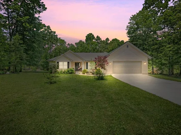 73 Mart St, Monterey, TN 38574