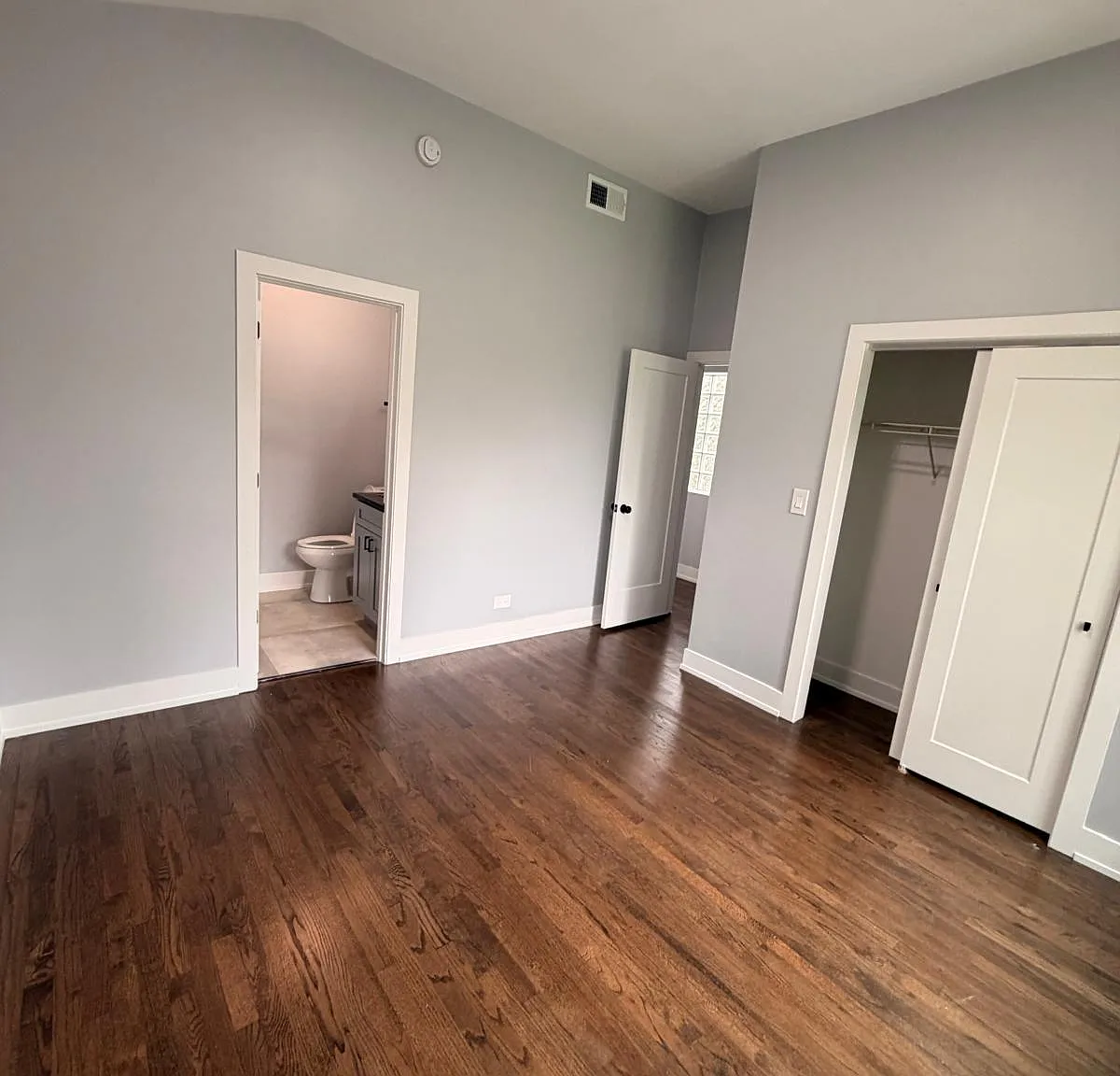 2906 West Flournoy Street - 2 — Photo 4