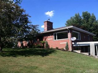 7463 Curriers Rd, Arcade, NY 14009