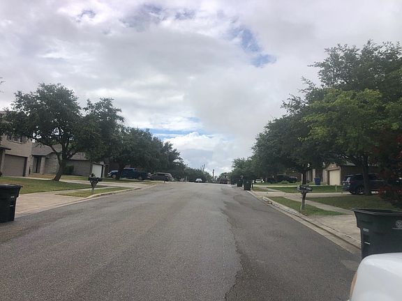 4th image of 625 San Augustine Blvd
