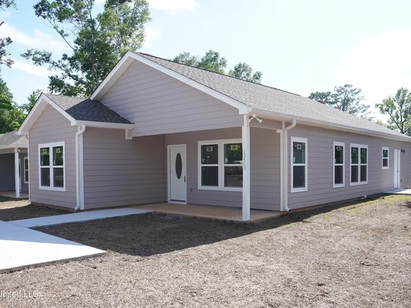 13457 Mary Ave, Gulfport, MS 39503