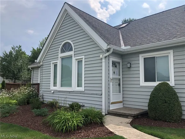 1200 Canyon View Rd, Northfield, OH 44067