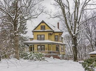 23 Oakland St, Lexington, MA 02420
