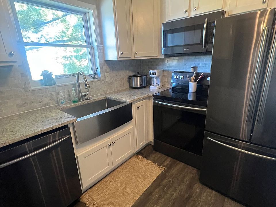 1st image of 10 Wheel House Cir Unit 5B