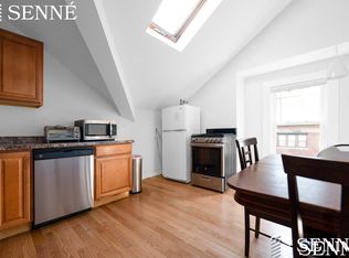 10 Trowbridge St APT 3, Cambridge, MA 02138