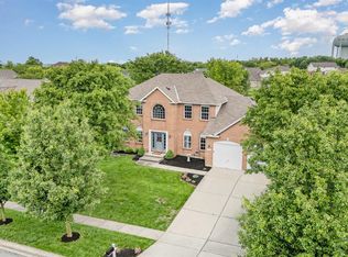 8137 Logans Ridge Dr, West Chester, OH 45069