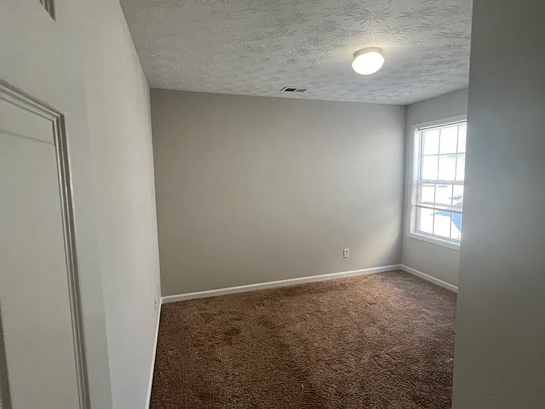 188 Alton Cir — Photo 13