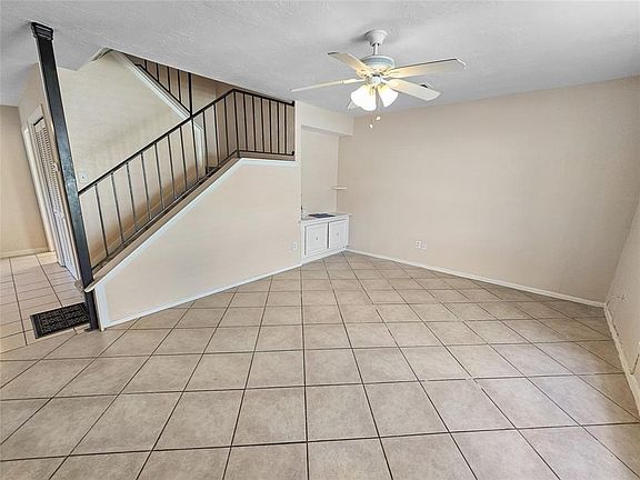2nd image of 6510 S Briar Bayou Drive