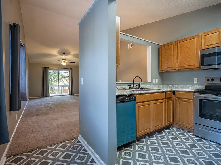 910 Brett Dr #64 — Photo 9