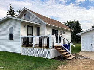 1103 1st Ave N, Lake Norden, SD 57248