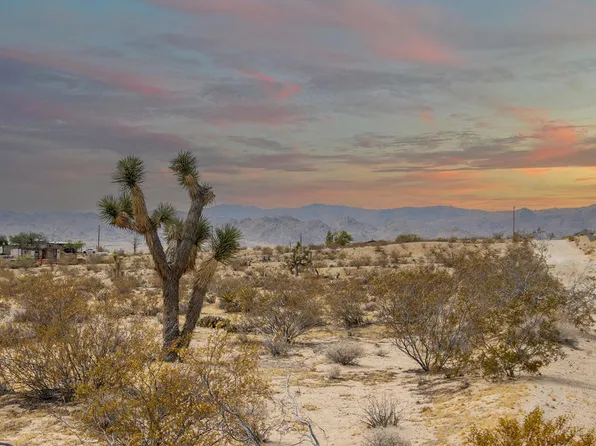 62121 Aberdeen Dr, Joshua Tree, CA 92252