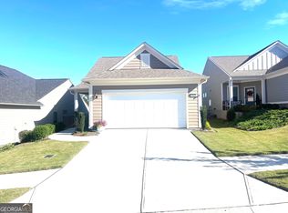 5709 Grapewood St, Hoschton, GA 30548