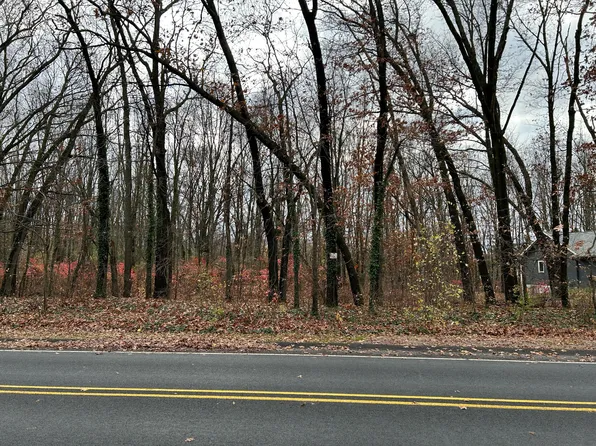 1819 Schuring Rd, Portage, MI 49024