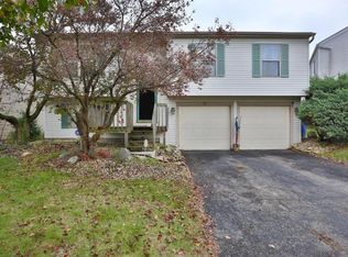 1658 Green Friar Dr, Columbus, OH 43228
