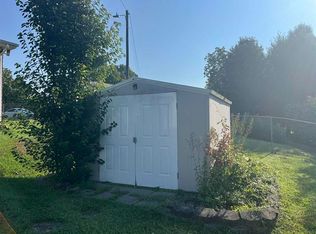 180 Keith Whitley Blvd, Sandy Hook, KY 41171