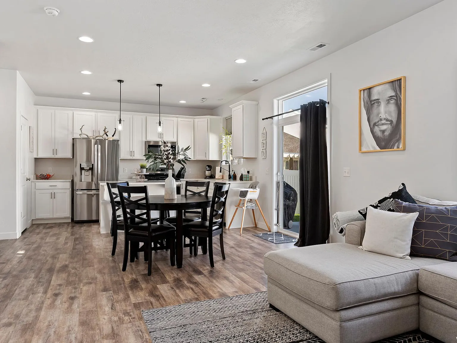 1675 W Parkview Dr — Photo 4