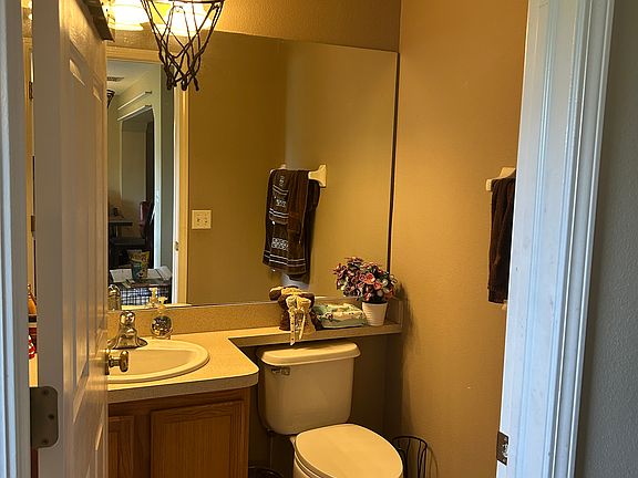 4th image of 157 Sawtooth Dr