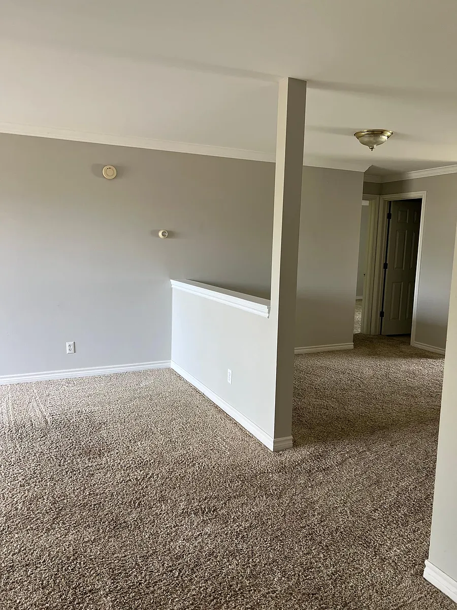 Building Photo - 1579 S Riverside Ave #2A