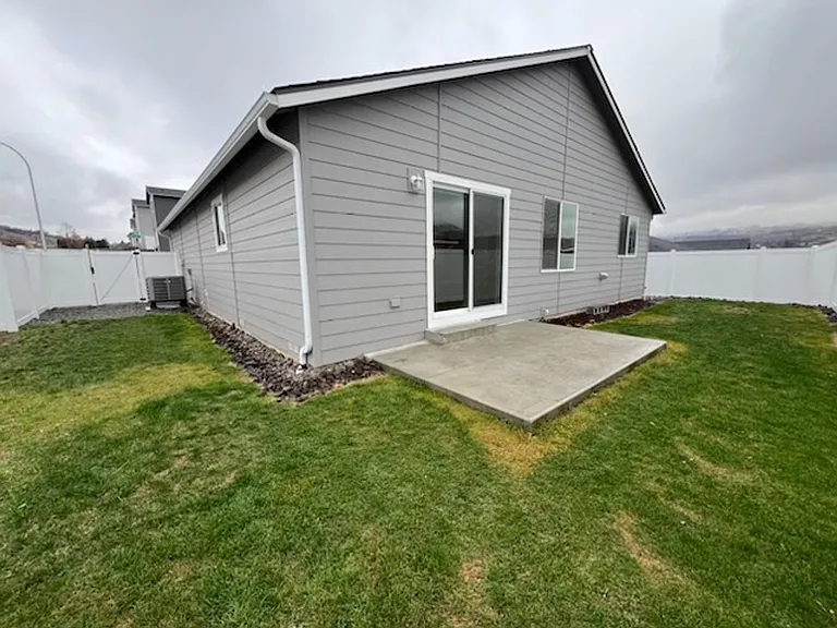 1086 S New Oak Ln — Photo 20