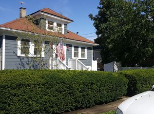 43 Center Ave, Bay Shore, NY 11706