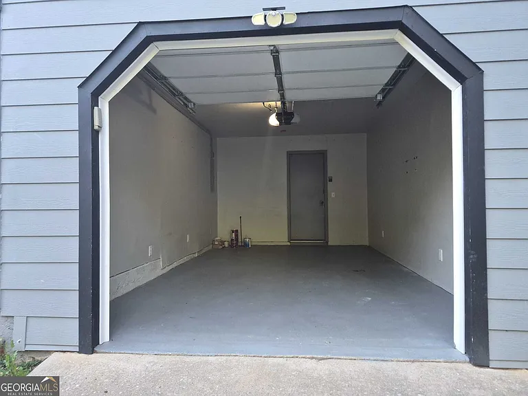 1020 Hampton Hill Ct — Photo 45