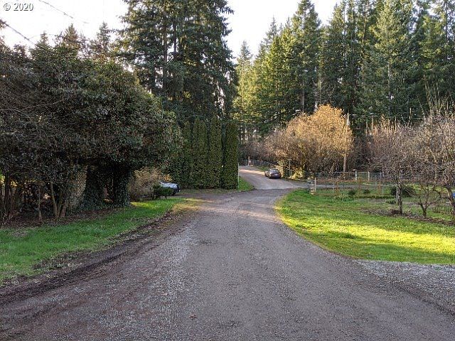 2nd image of 6105 NE 114th St