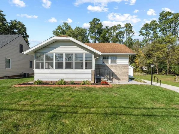 19945 Southland Ave, South Bend, IN 46614