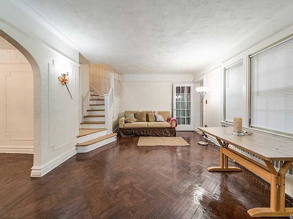 3rd image of 11435 198th St