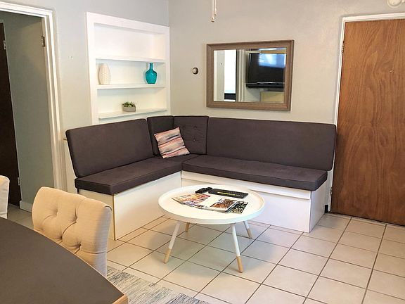 4th image of 891 Martin Luther King Jr Blvd APT 6