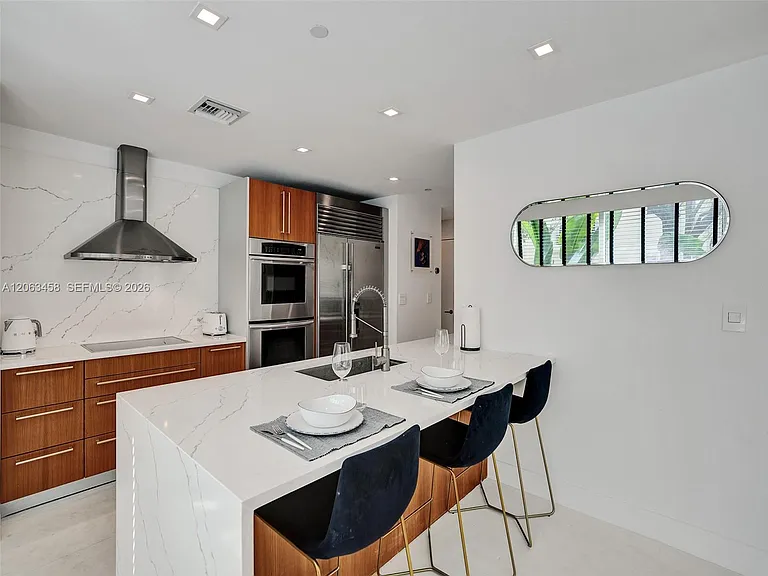 6103 Aqua Ave #107 — Photo 10