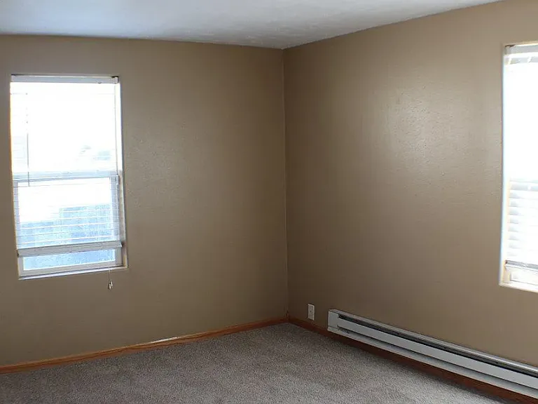 820 Walnut St — Photo 15