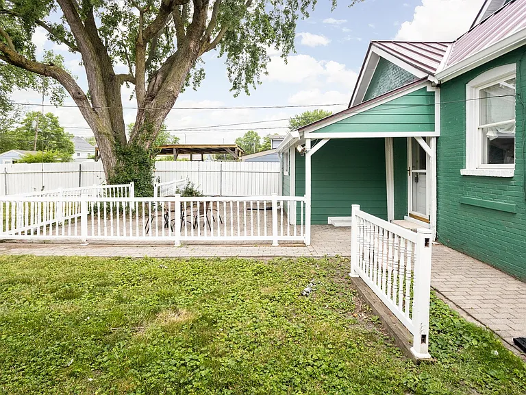 1025 Harrison St — Photo 26