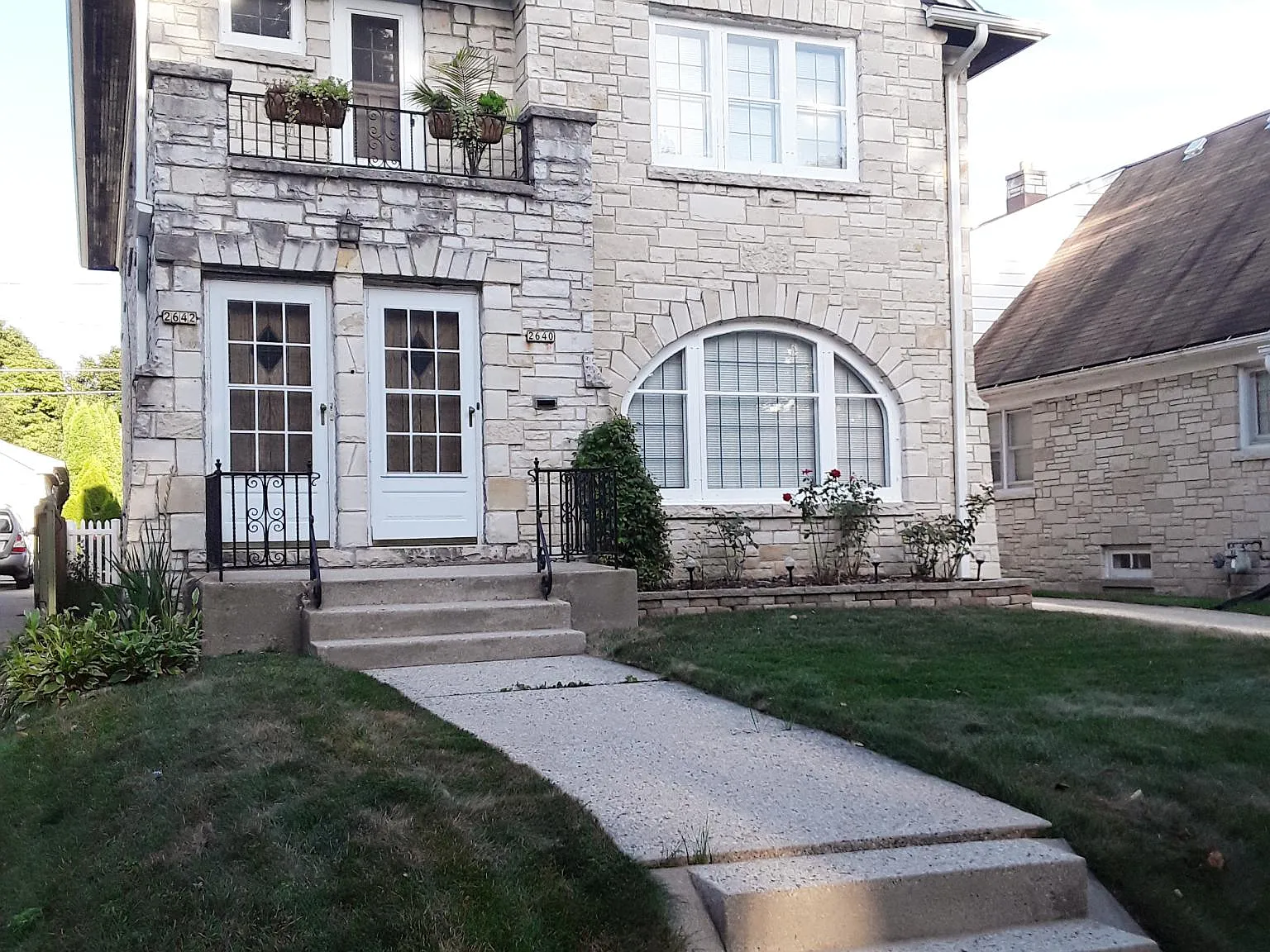 2 bed, 1100 sqft, $1,500 — Photo 1
