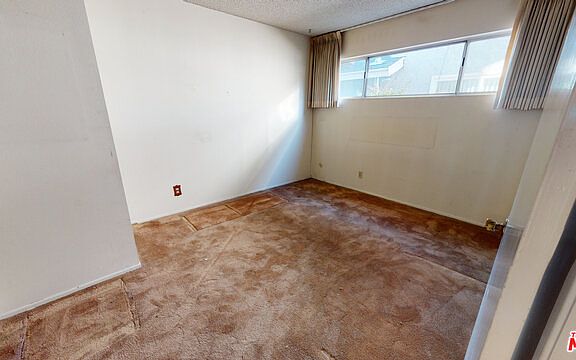 3rd image of 19515 Fariman Dr