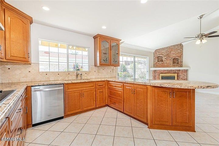 2nd image of 3520 Vicki Ct