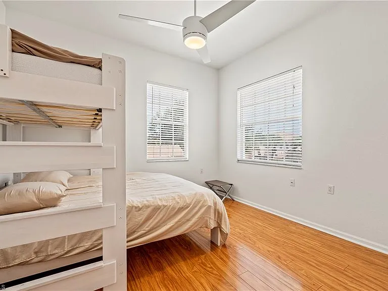 10040 Valiant Ct #202 — Photo 15