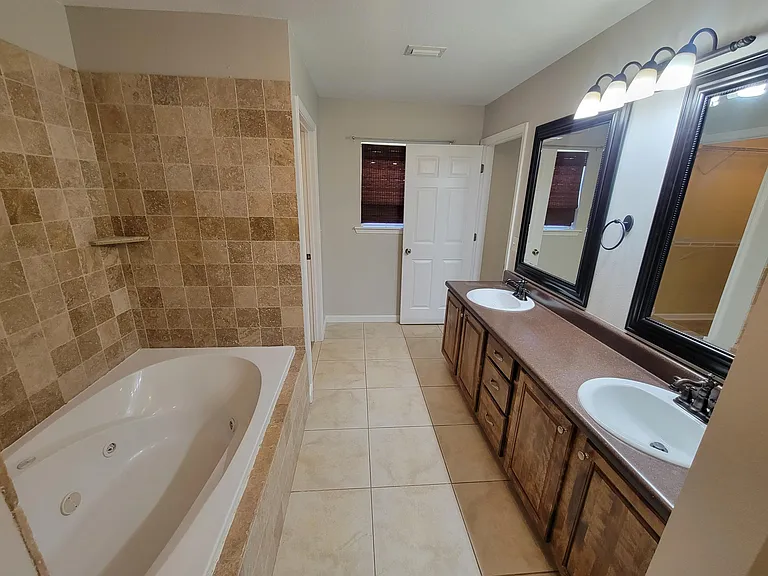 7288 Mossy Oaks Ct — Photo 19