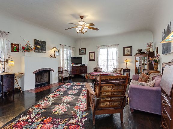 5th image of 1411 Stanford Dr