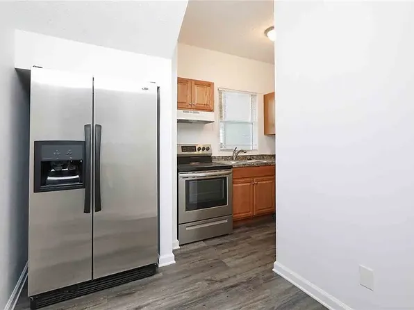 1123 24th St APT 1, Des Moines, IA 50311