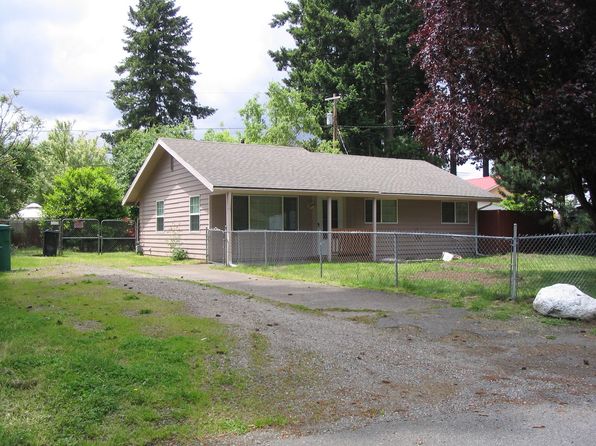 621 SE 136th Ave