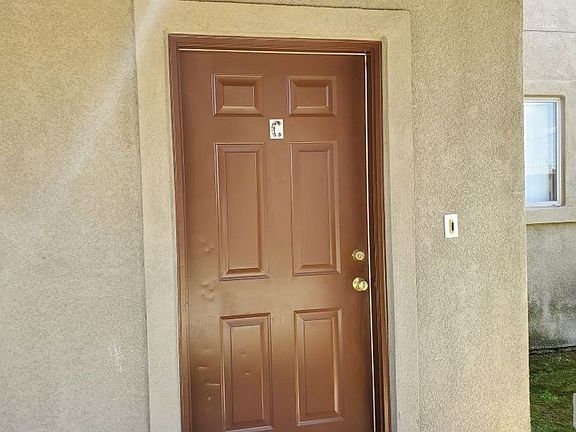 3rd image of 1725 Inyo St APT C