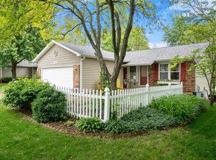 1606 Fairwood Forest Dr, Saint Peters, MO 63376