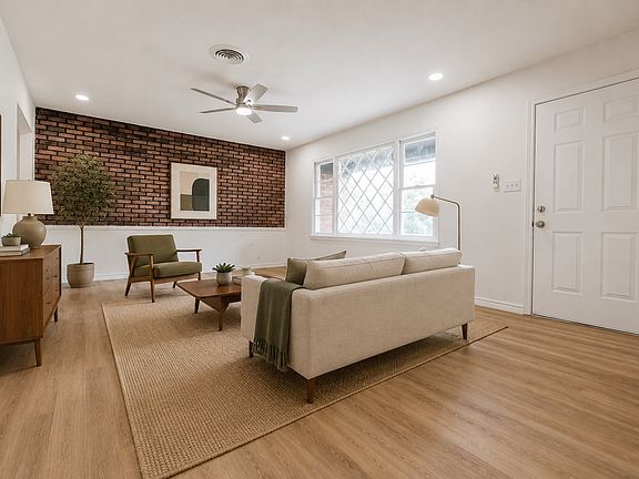 3rd image of 3617 Bewley St