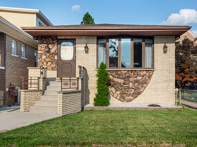 5547 S Neenah Ave, Chicago, IL, 60638